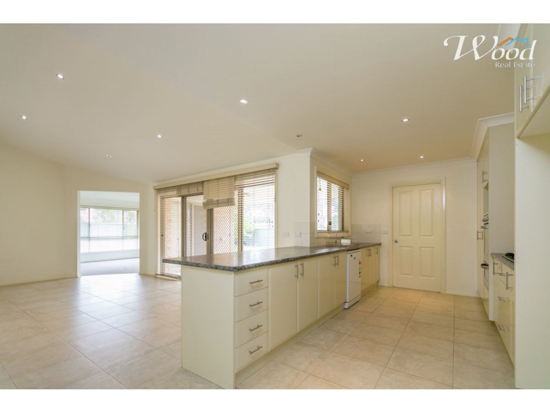 4 Redbox Drive, Thurgoona NSW 2640