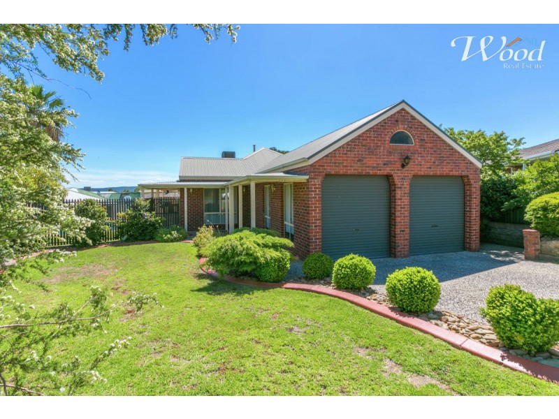 3 Dirru Court, Lavington NSW 2641