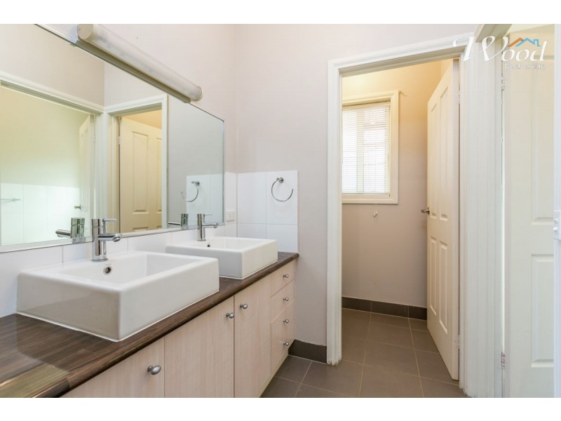 3 Dirru Court, Lavington NSW 2641