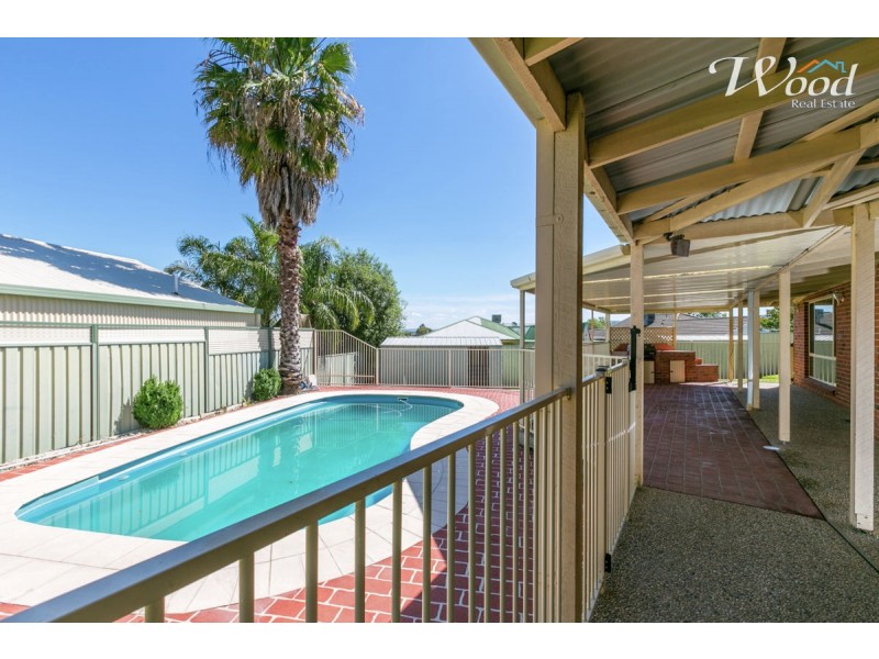 3 Dirru Court, Lavington NSW 2641