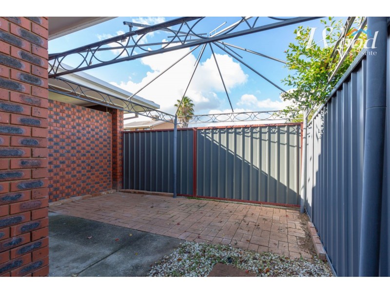 4/408-410 Kotthoff Street, Lavington NSW 2641