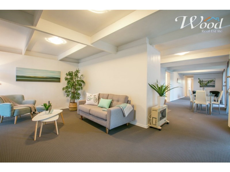 389 Dale Crescent, Lavington NSW 2641