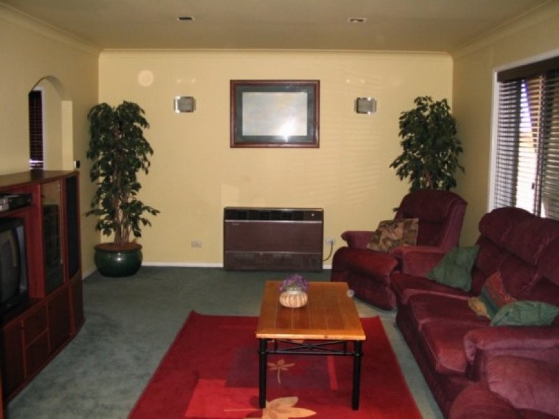 434 Dale Crescent, Lavington NSW 2641