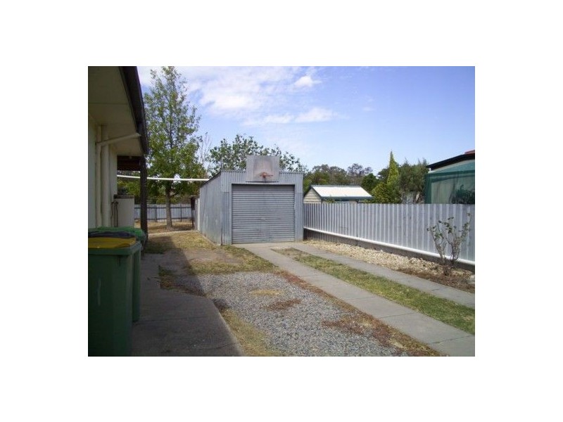 545 Comans Avenue, Lavington NSW 2641