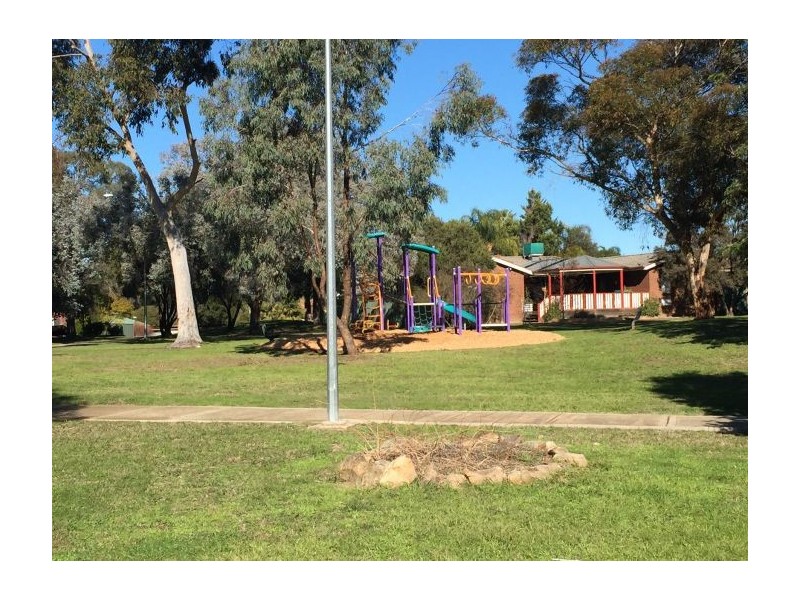27 Crackenback Street, Thurgoona NSW 2640