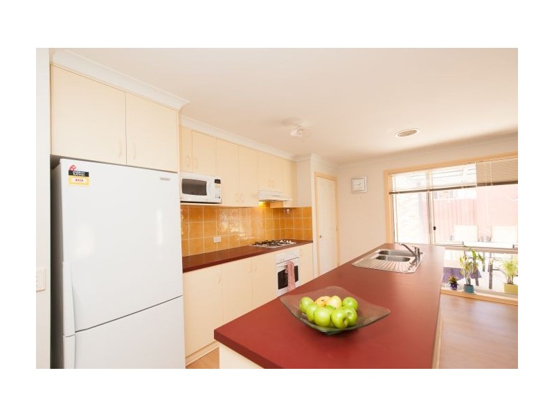 11 Beaus Court, East Albury NSW 2640