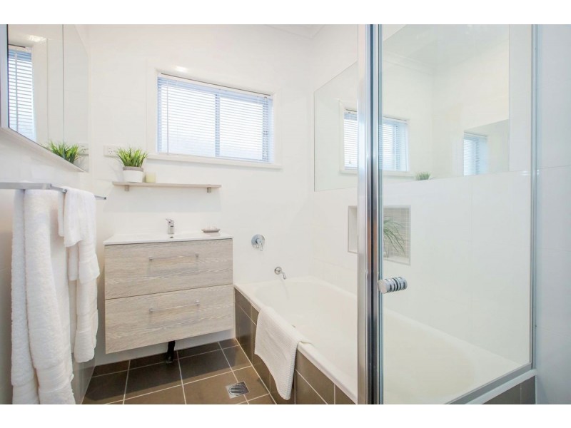 144 Plover St, North Albury NSW 2640