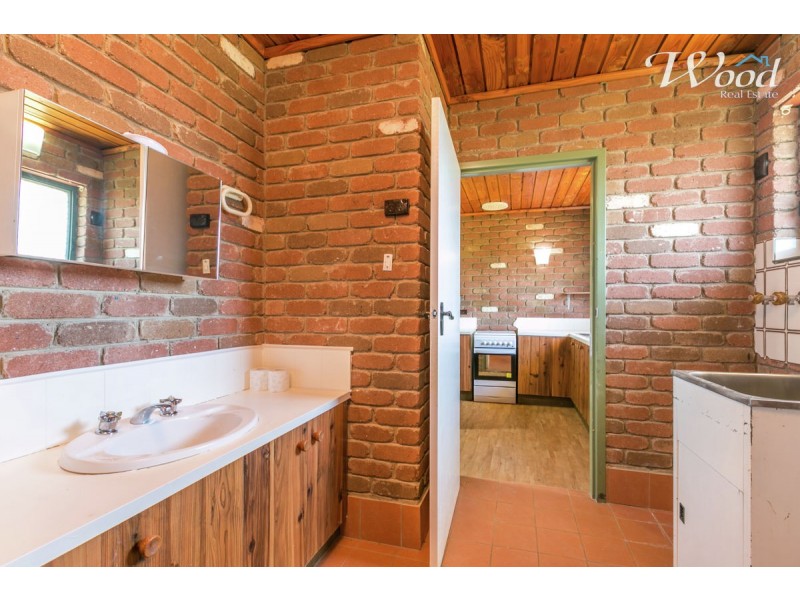 4/398 Kotthoff Street, Lavington NSW 2641