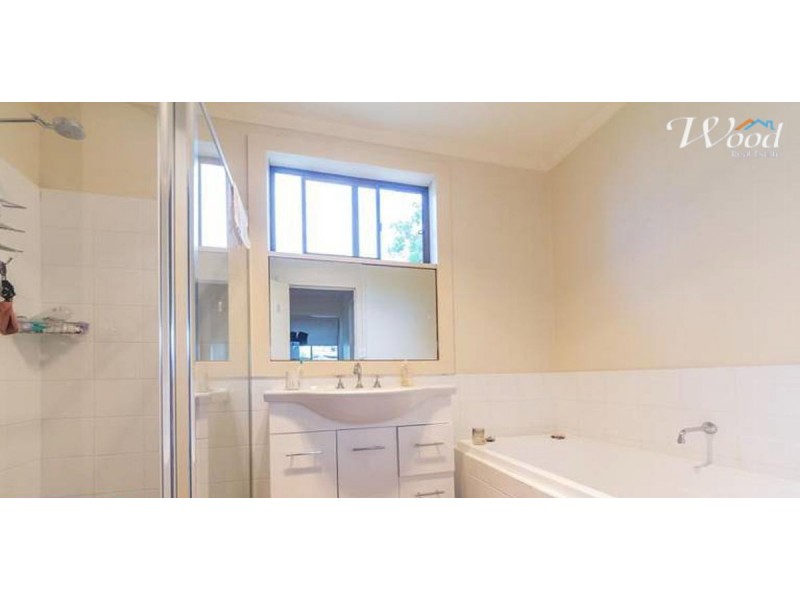 1051 Sylvania Ave, North Albury NSW 2640