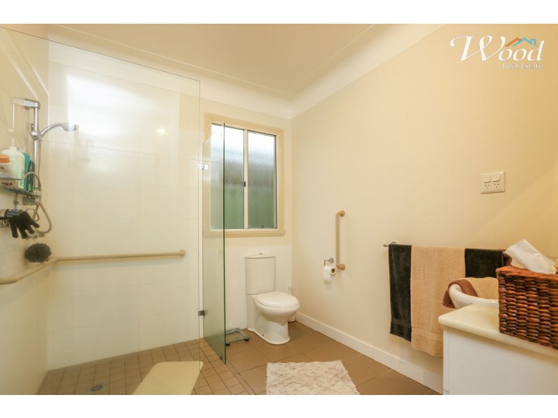 8 Sweetwater Drive, Henty NSW 2658