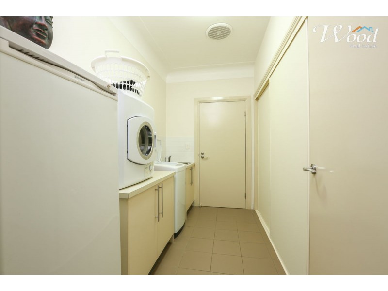 8 Sweetwater Drive, Henty NSW 2658