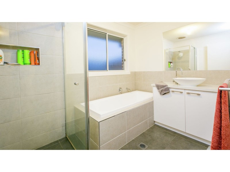 56 Riverboat Drive, Thurgoona NSW 2640