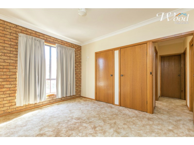 1/8 Kimberly Court, Lavington NSW 2641