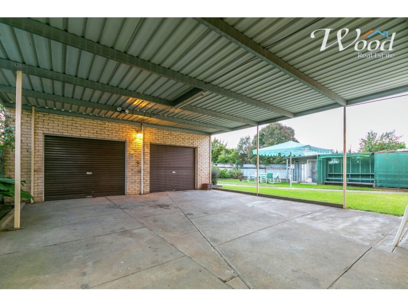 453 Kemp Street, Lavington NSW 2641