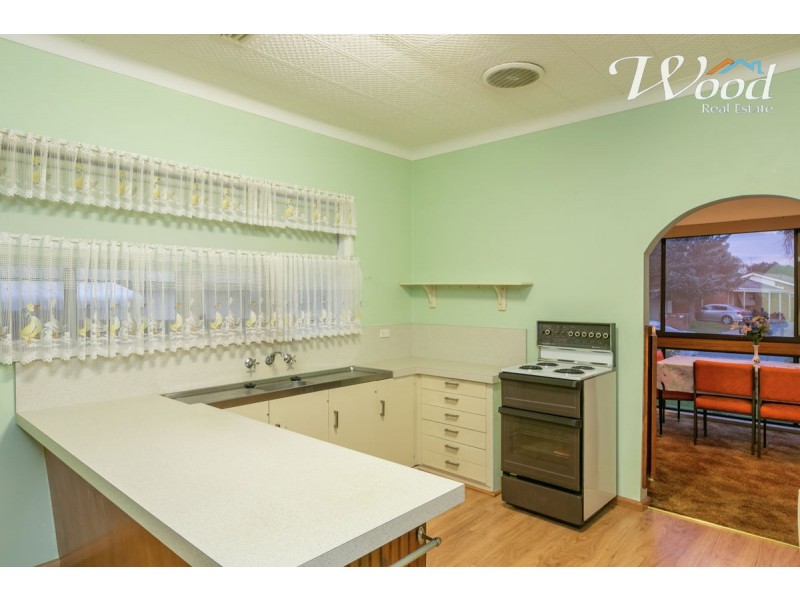 453 Kemp Street, Lavington NSW 2641