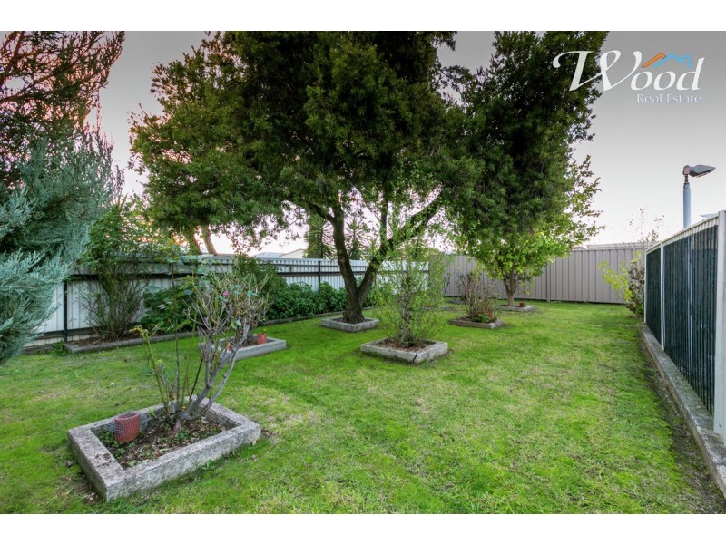 453 Kemp Street, Lavington NSW 2641