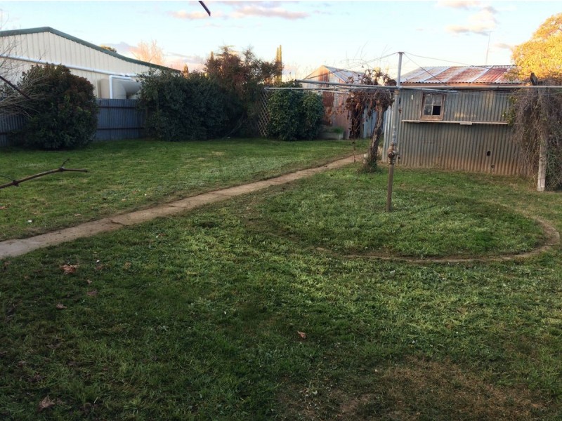 4 Donald Road, Culcairn NSW 2660