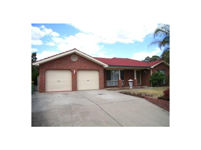 13 Sundew Crt, Thurgoona NSW 2640