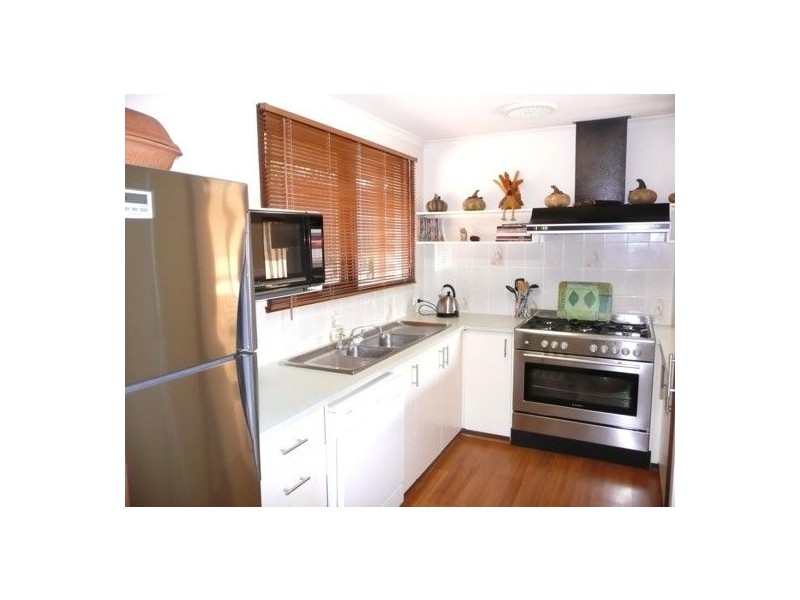 417 Poplar Dr, Lavington NSW 2641