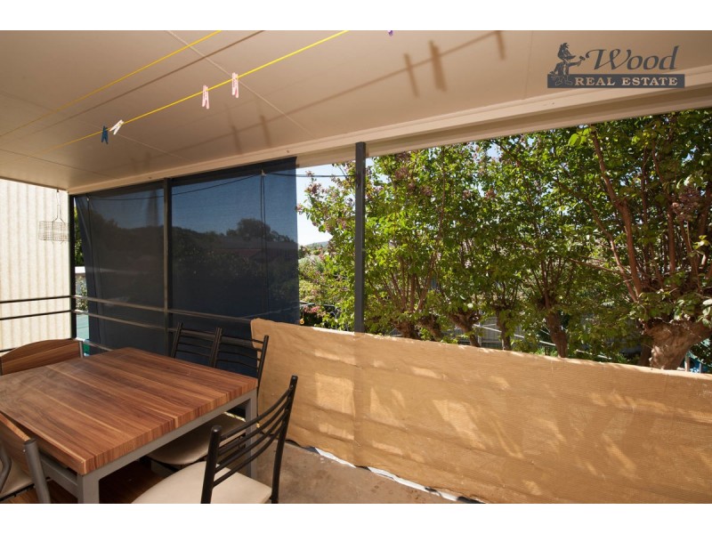 568 Noorla Place, Lavington NSW 2641
