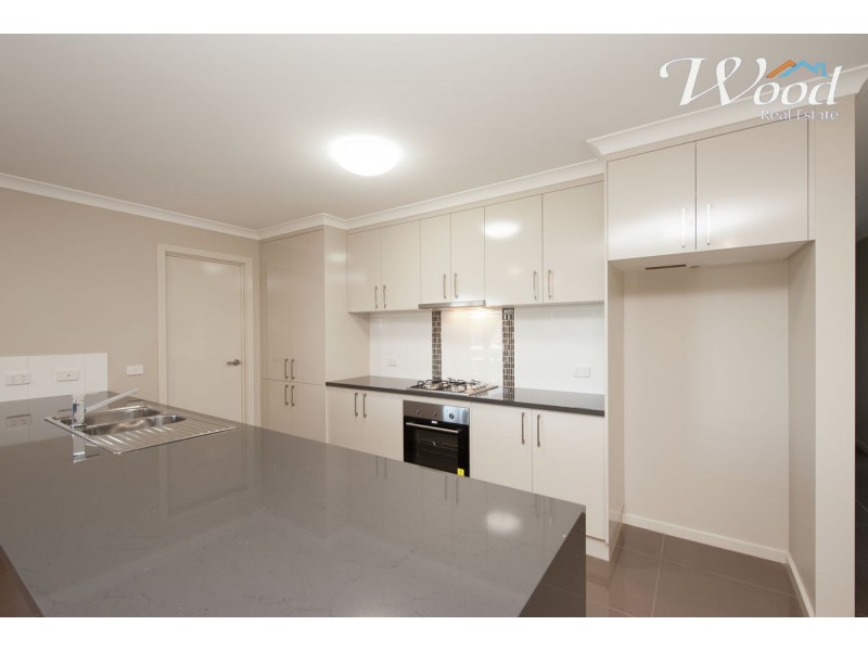 80 Wellington Drive, Thurgoona NSW 2640