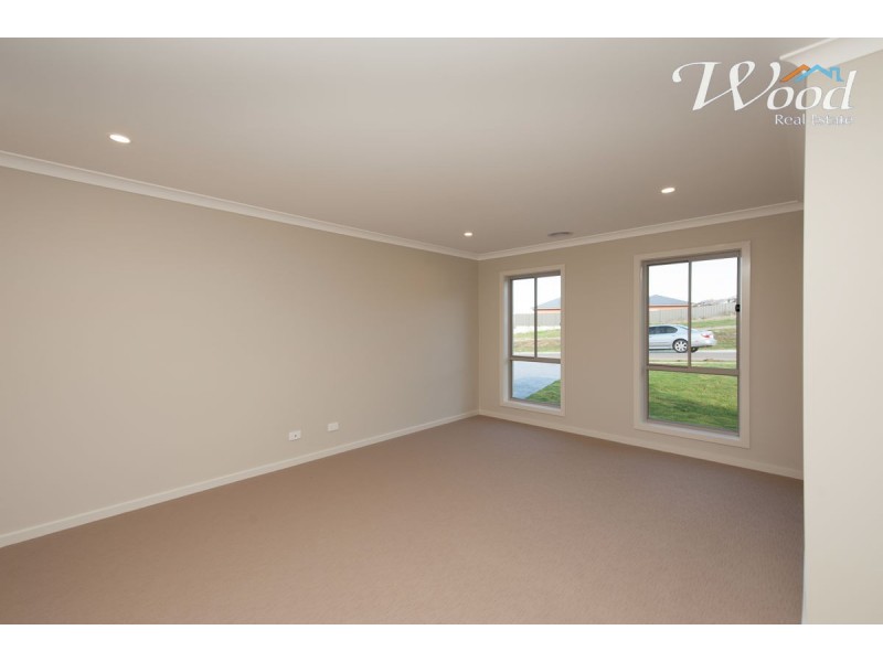 80 Wellington Drive, Thurgoona NSW 2640