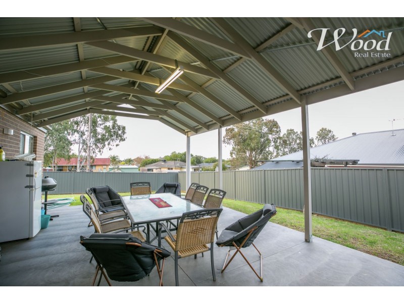 80 Wellington Drive, Thurgoona NSW 2640