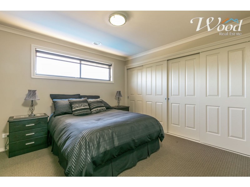 79 Royce Crescent, Lavington NSW 2641