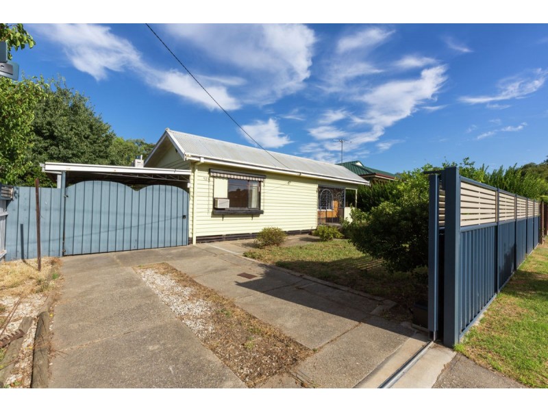 523 Webb Street, Lavington NSW 2641
