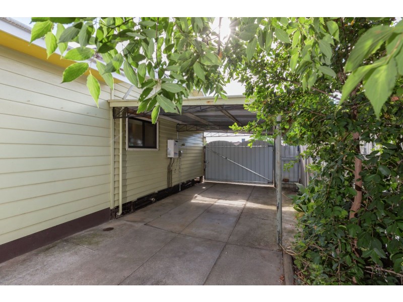 523 Webb Street, Lavington NSW 2641