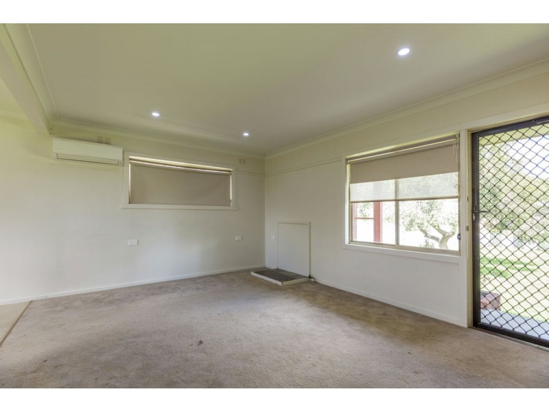 1052 Koonwarra Street, North Albury NSW 2640