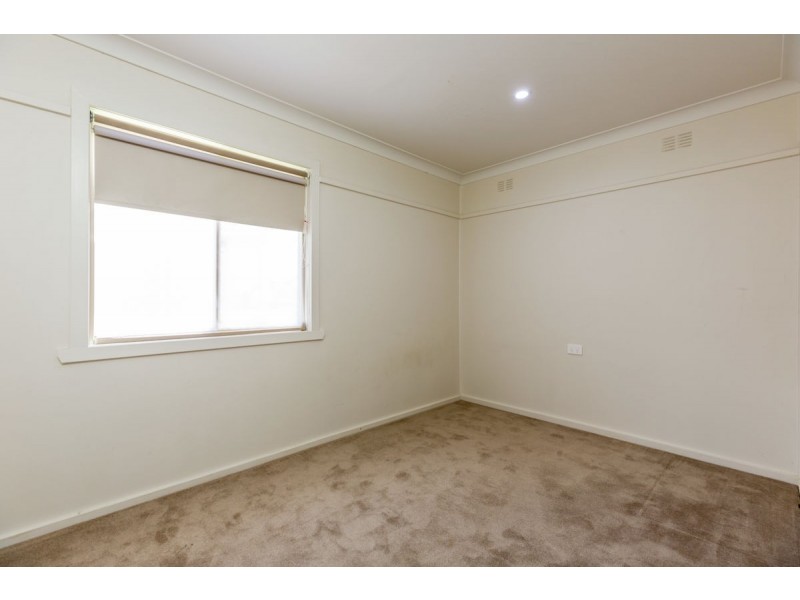 1052 Koonwarra Street, North Albury NSW 2640