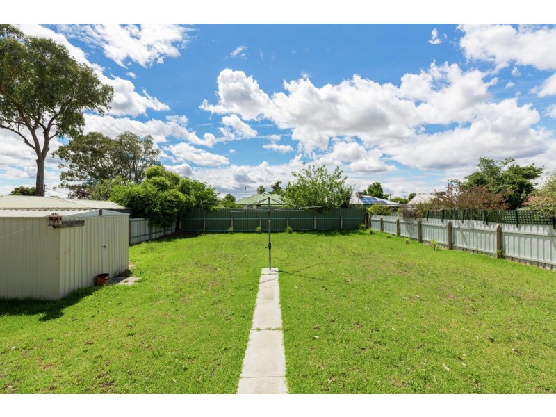 1052 Koonwarra Street, North Albury NSW 2640