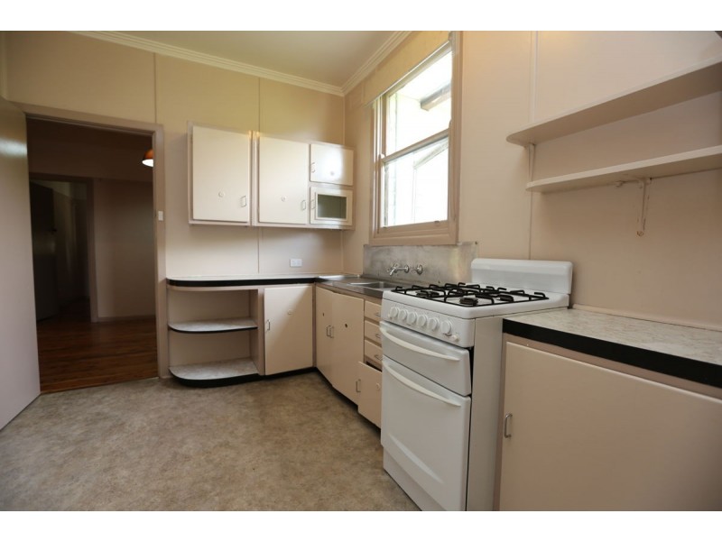 1004 Baratta Street, North Albury NSW 2640