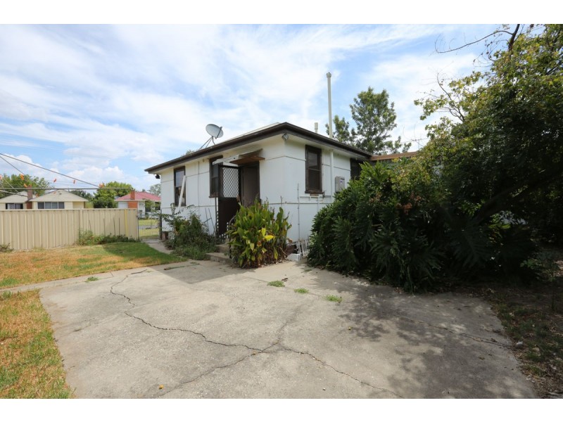 1004 Baratta Street, North Albury NSW 2640