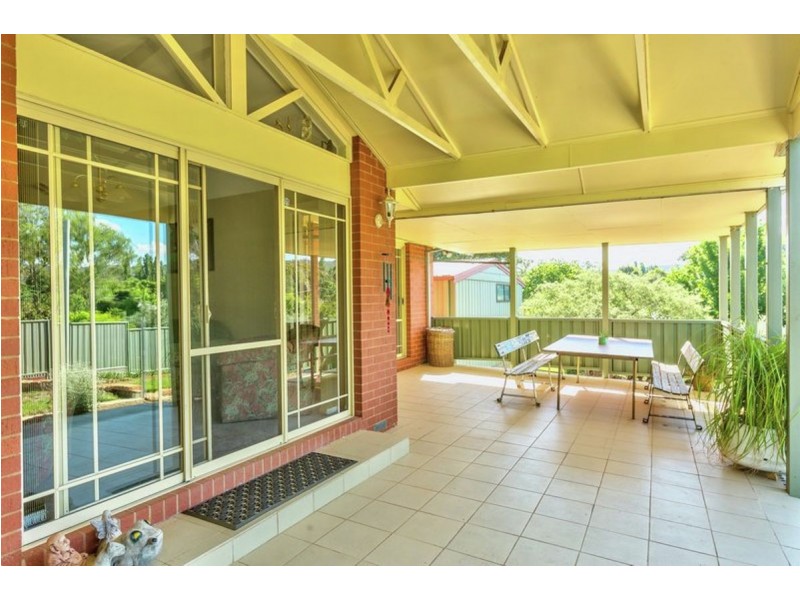 563 Hague Street, Lavington NSW 2641