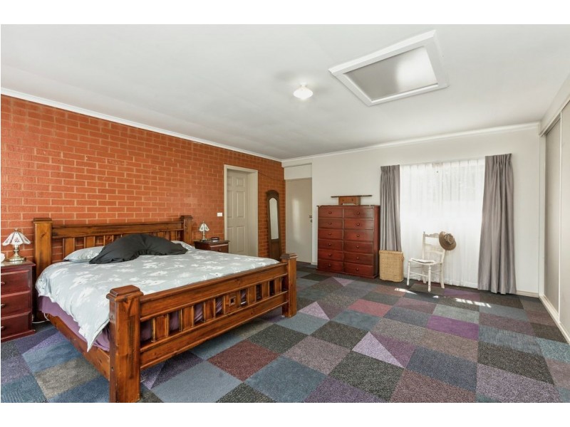 563 Hague Street, Lavington NSW 2641