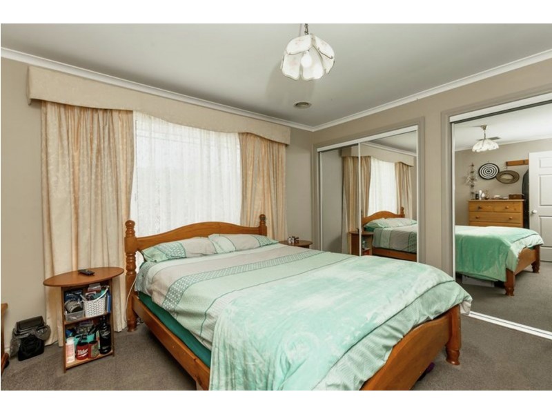 563 Hague Street, Lavington NSW 2641