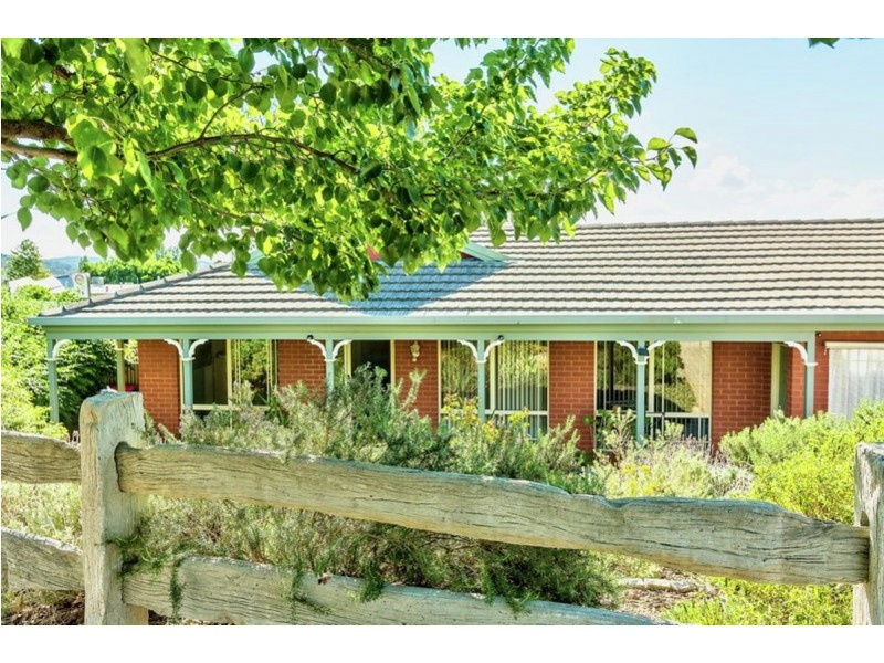 563 Hague Street, Lavington NSW 2641