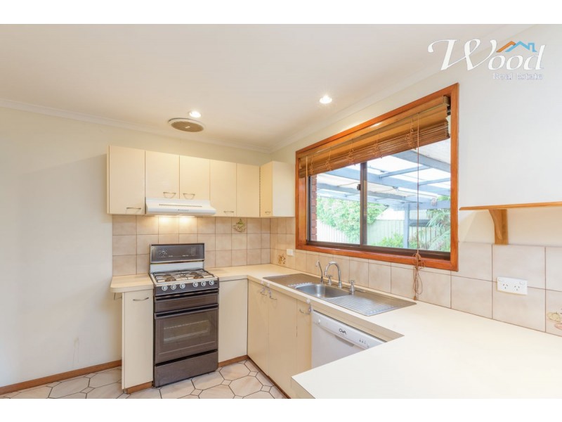 8 Daysdale Way, Thurgoona NSW 2640