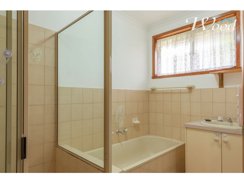 8 Daysdale Way, Thurgoona NSW 2640