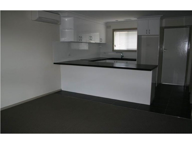 2/382 Alana Street, East Albury NSW 2640