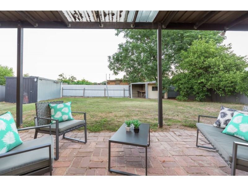 392 Colley Street, Lavington NSW 2641