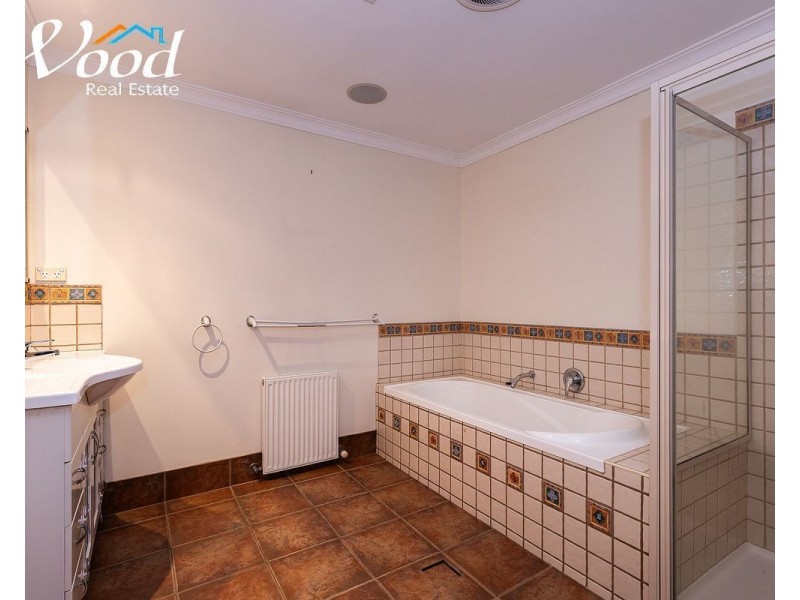 123 Adams St, Jindera NSW 2642