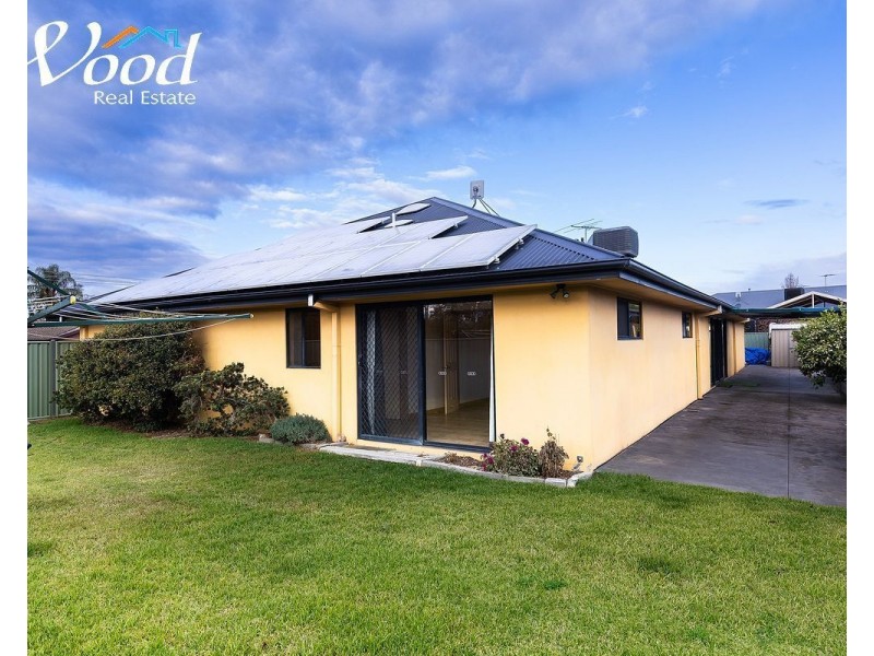 123 Adams St, Jindera NSW 2642