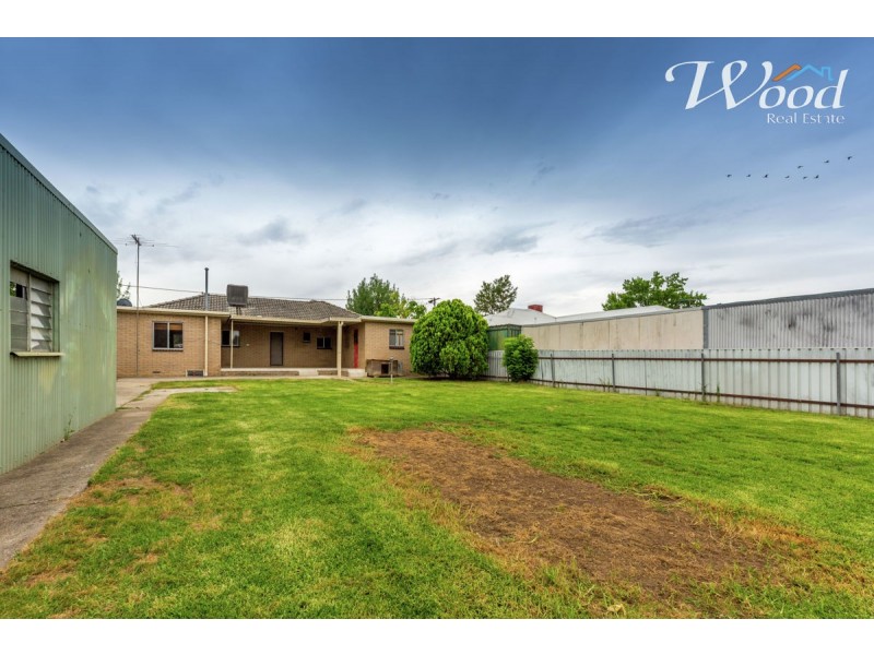 241 Kooba Street, North Albury NSW 2640