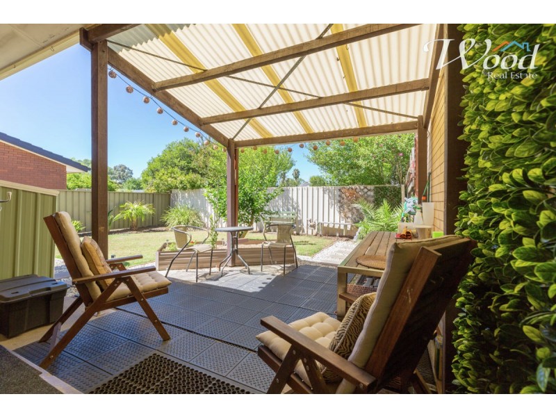 4/394 Urana Road, Lavington NSW 2641