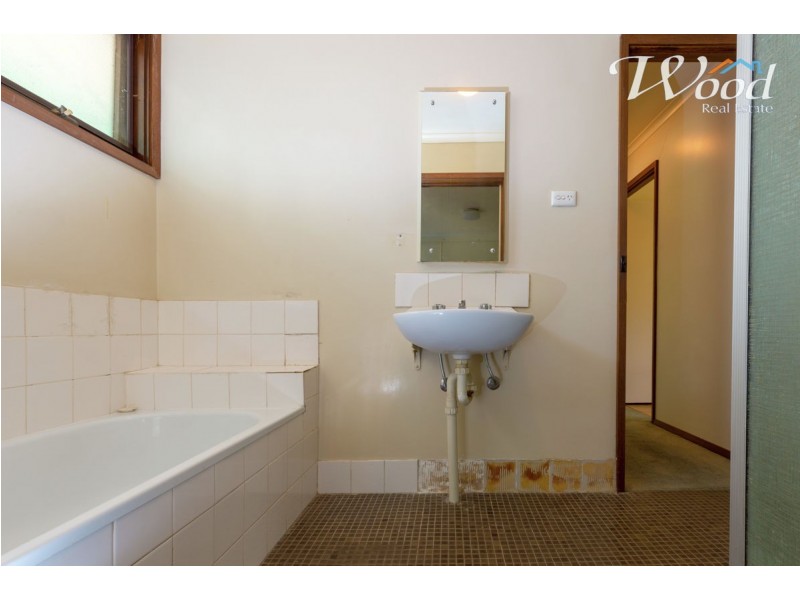 7 Tabletop Court, Thurgoona NSW 2640