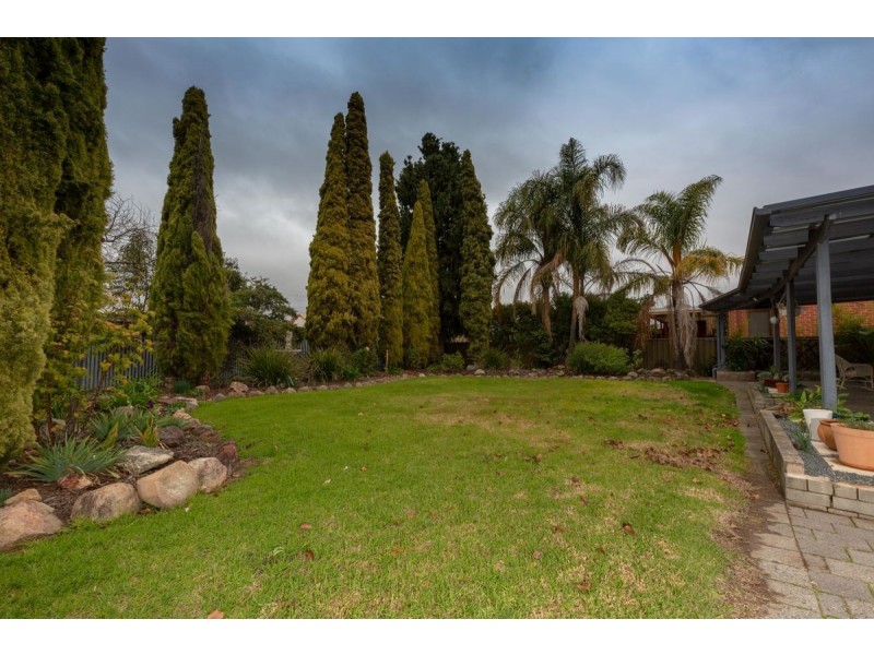 395 Nowland Avenue, Lavington NSW 2641