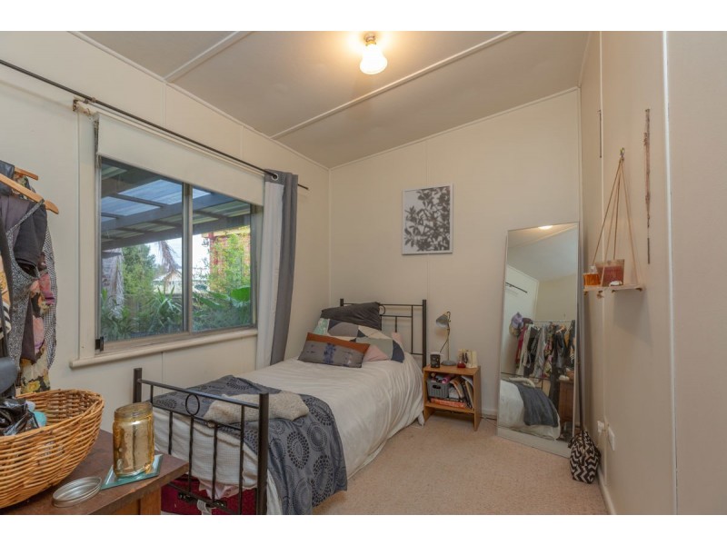 395 Nowland Avenue, Lavington NSW 2641